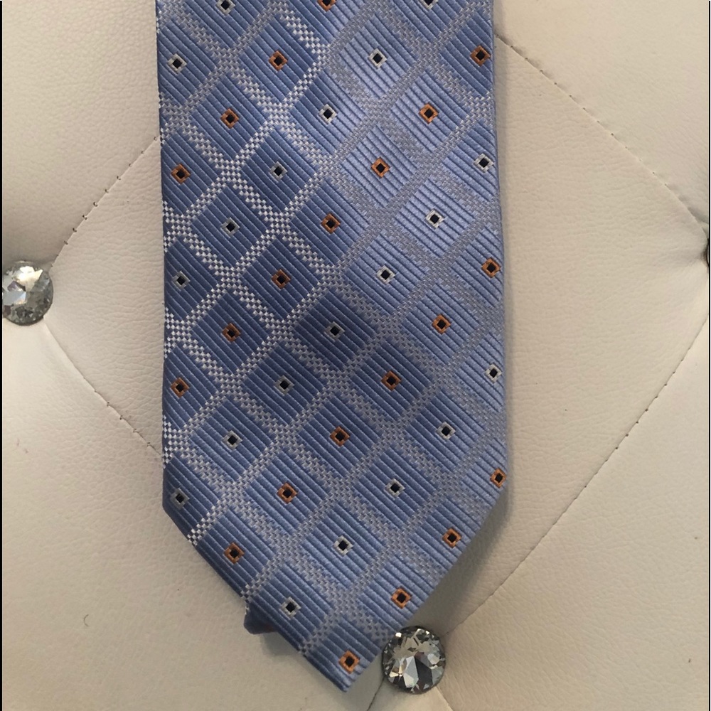 Men tie